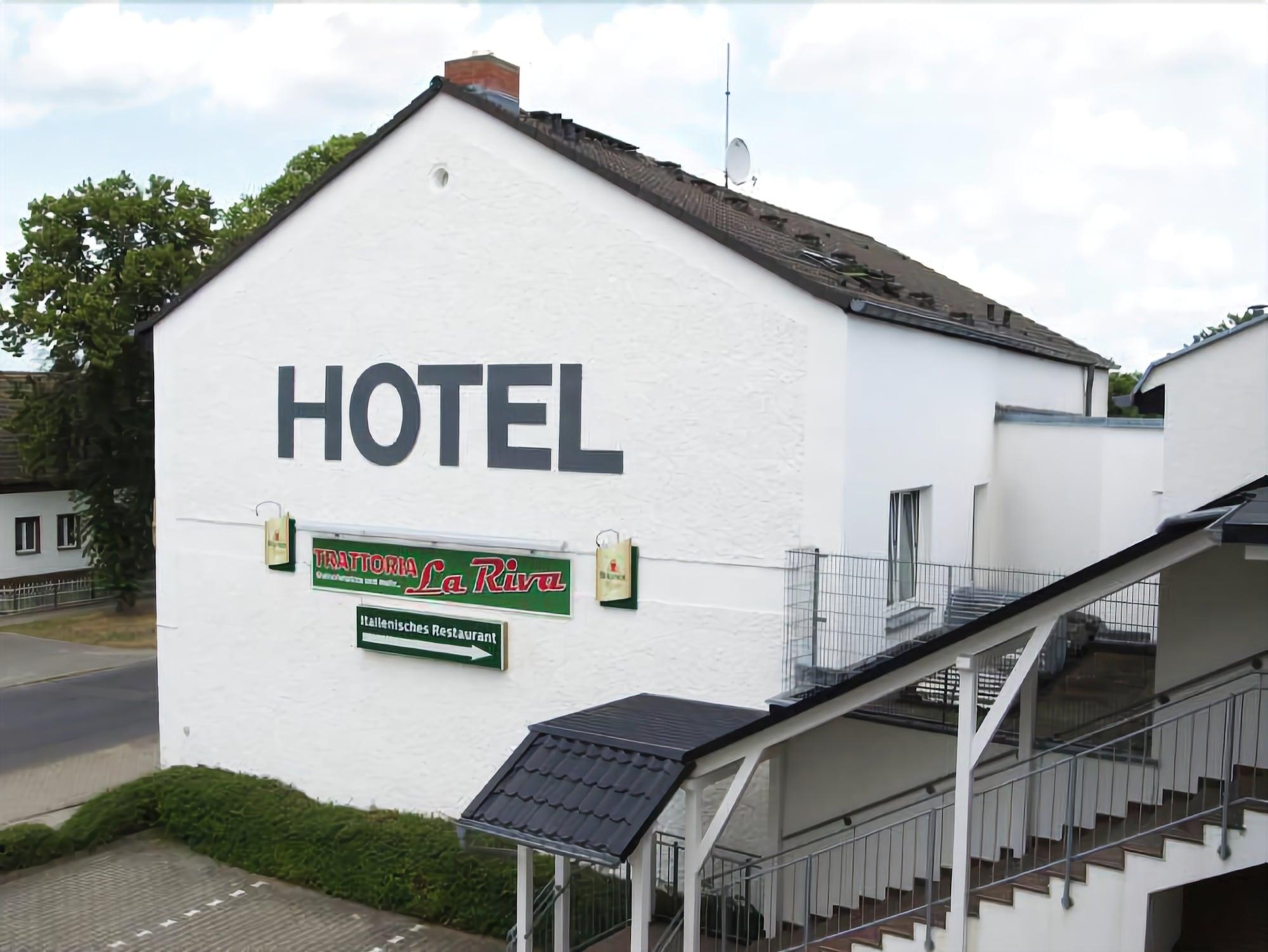 Hotel Lindenberger Hof Ahrensfelde Ngoại thất bức ảnh