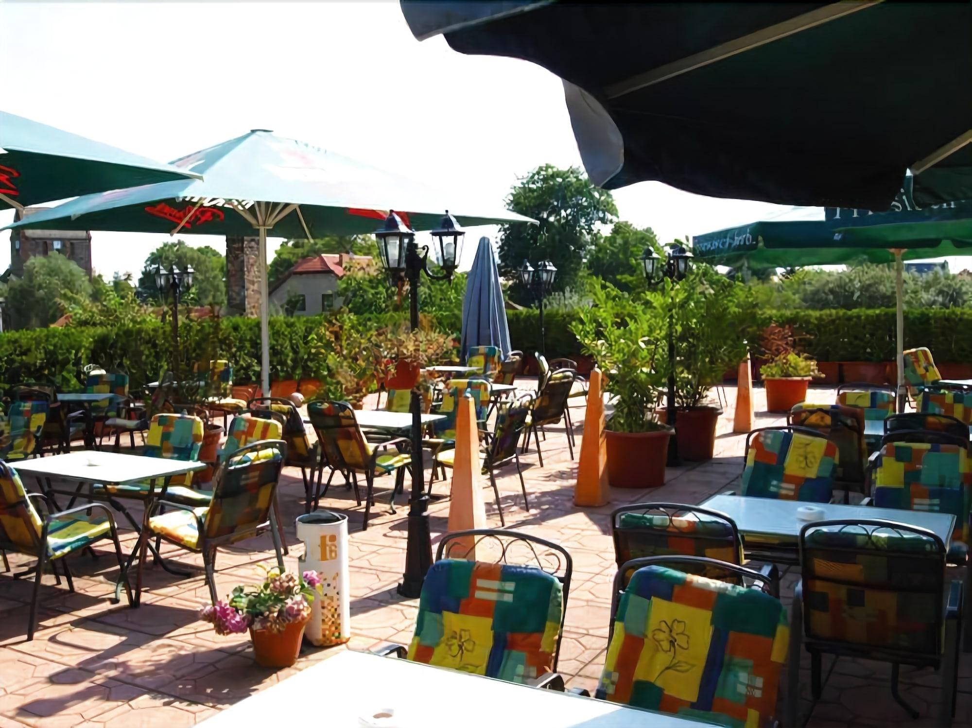Hotel Lindenberger Hof Ahrensfelde Ngoại thất bức ảnh