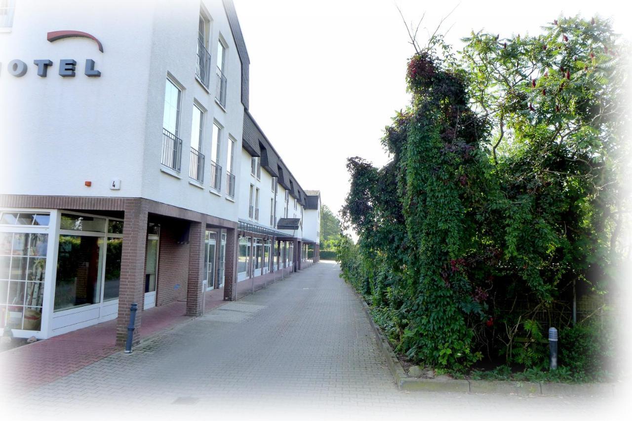 Hotel Lindenberger Hof Ahrensfelde Ngoại thất bức ảnh
