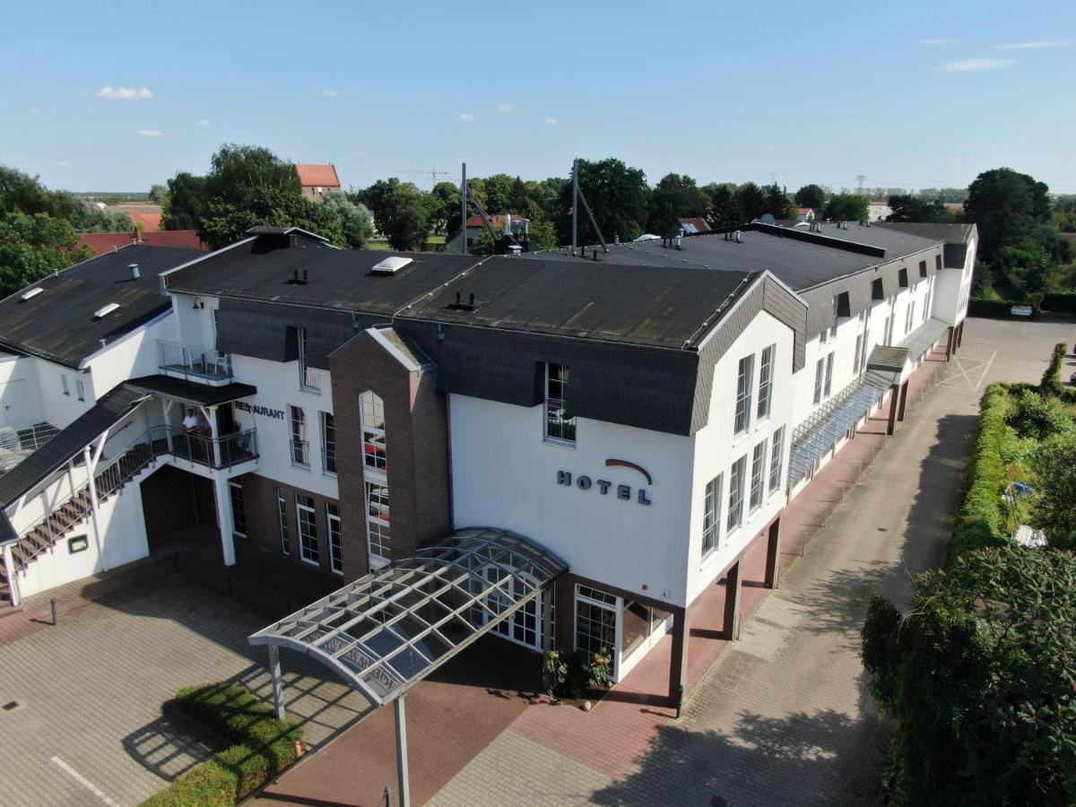 Hotel Lindenberger Hof Ahrensfelde Ngoại thất bức ảnh