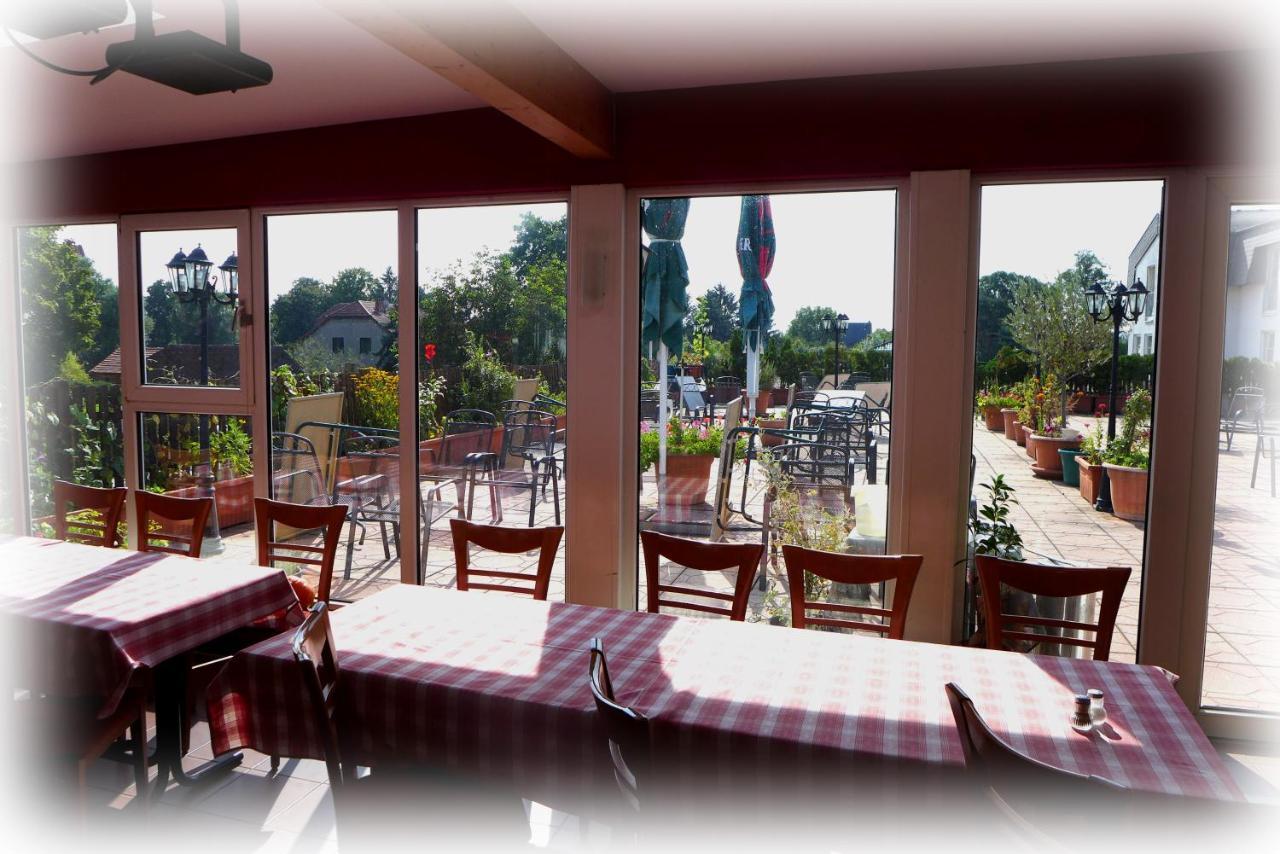 Hotel Lindenberger Hof Ahrensfelde Ngoại thất bức ảnh